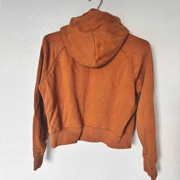 x Karla long-sleeve cropped plush hoodie in bronze Medium - Picture 4 of 5